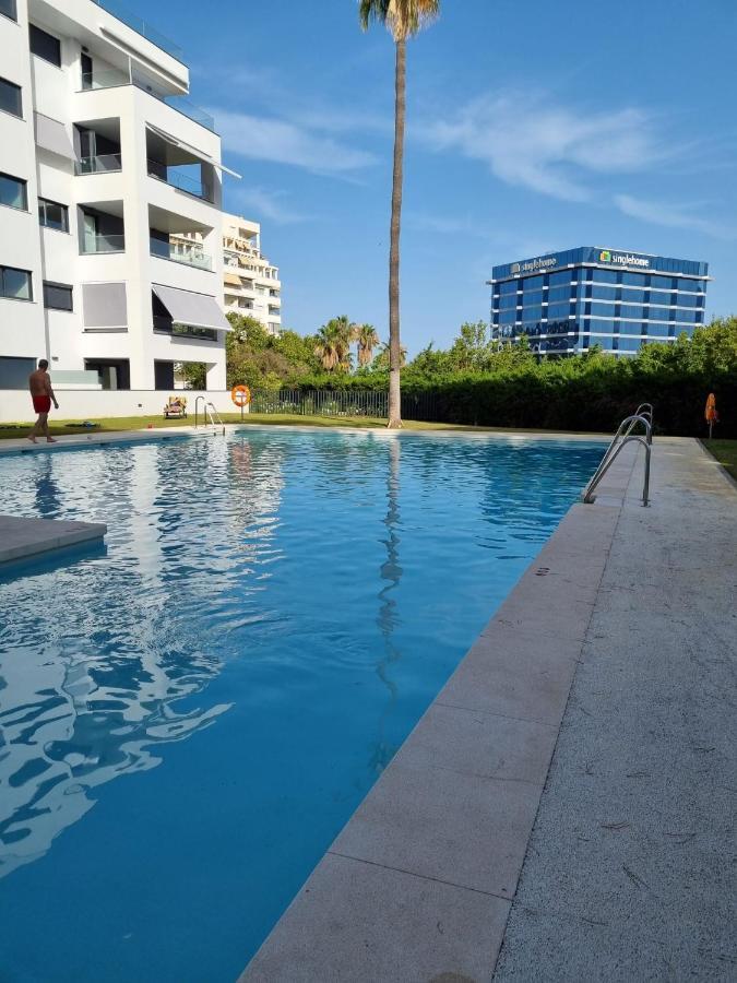New Build Modern Ap 4 Min Walk To The And Old Town Appartement Marbellac